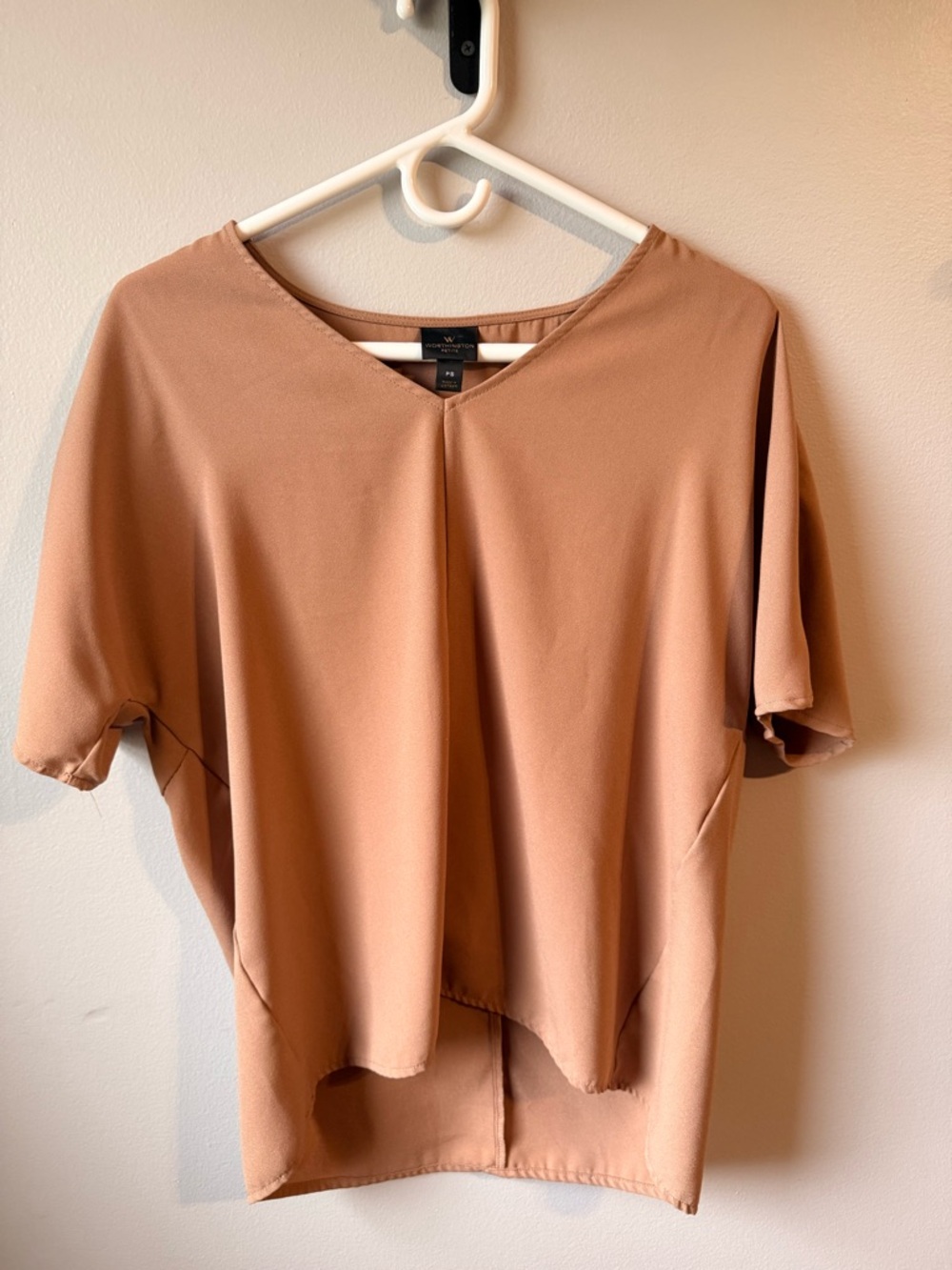 Worthington Dusty Rose Blouse V-Neck Top Petite Small Business Casual Work